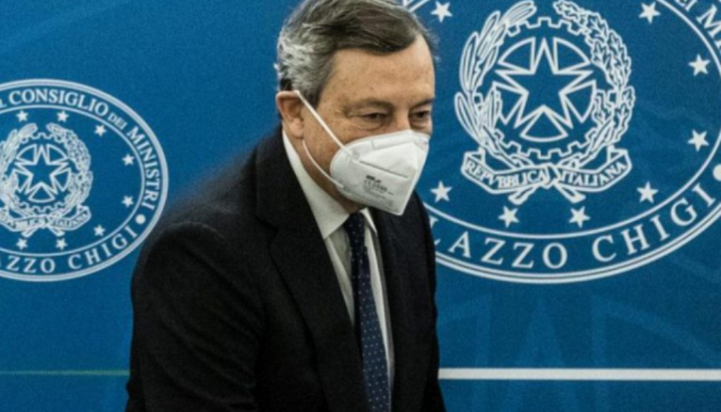 Draghi hält Forderungen der Gouverneure zurück: „Kein Druck für Ungeimpfte“