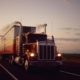 Italienische Trucker blockieren Autobahnen, um gegen exorbitante Kraftstoffpreise zu PROTESTIEREN