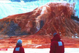 Der mysteriöse „Blutkatarakt“ in der Antarktis gibt Wissenschaftlern seit 100 Jahren Rätsel auf