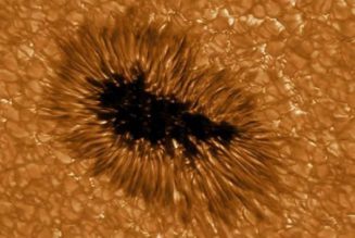 Kosmischer Alarm: Die Mündung Des Sonnenflecks Wurde 10-Fach Vergrößert Und Auf Die Erde Gerichtet