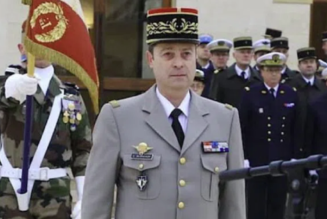 Französischer General lobt unjabbed Citizens: „Ihr verkörpert das Beste der Menschheit, ihr seid Superhelden“