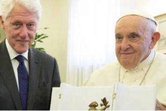 Bill Clinton und Papst Franziskus fordern eine „dringende Entvölkerung“, um den Planeten zu retten