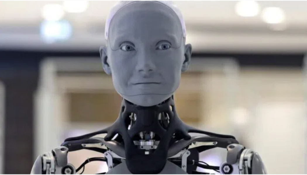 Ameca, der „fortschrittlichste humanoide Roboter“ der Welt, verrät, wovon sie träumt