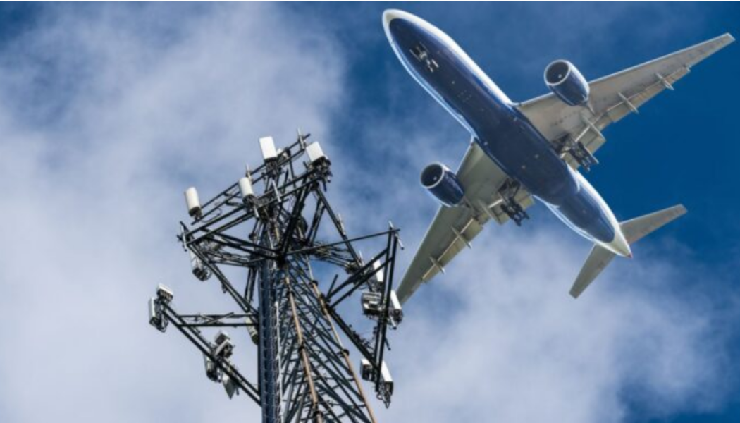 Fluggesellschaften warnen davor, dass 5G die Höhenmesswerte von Flugzeugen stört.